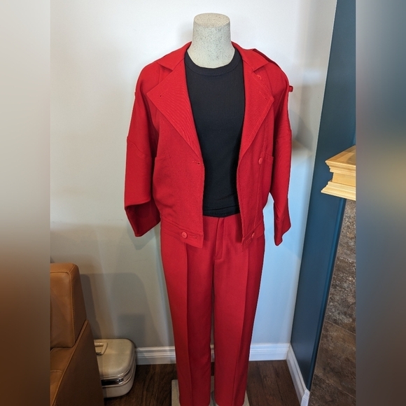 Vintage wool red Park Lane vintage 2 piece 80's power suit Size 5 & 7 - Picture 1 of 17
